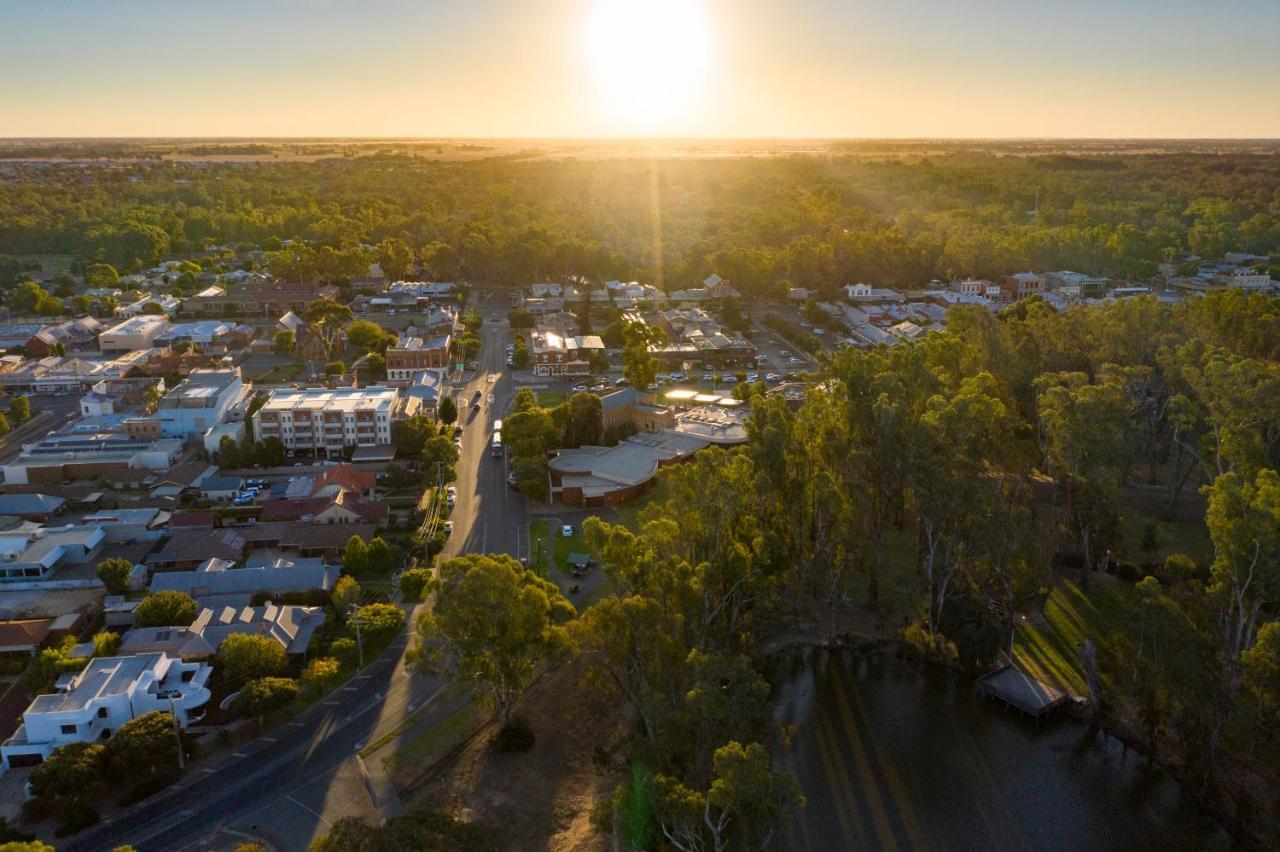Quest Echuca Aparthotel Bagian luar foto