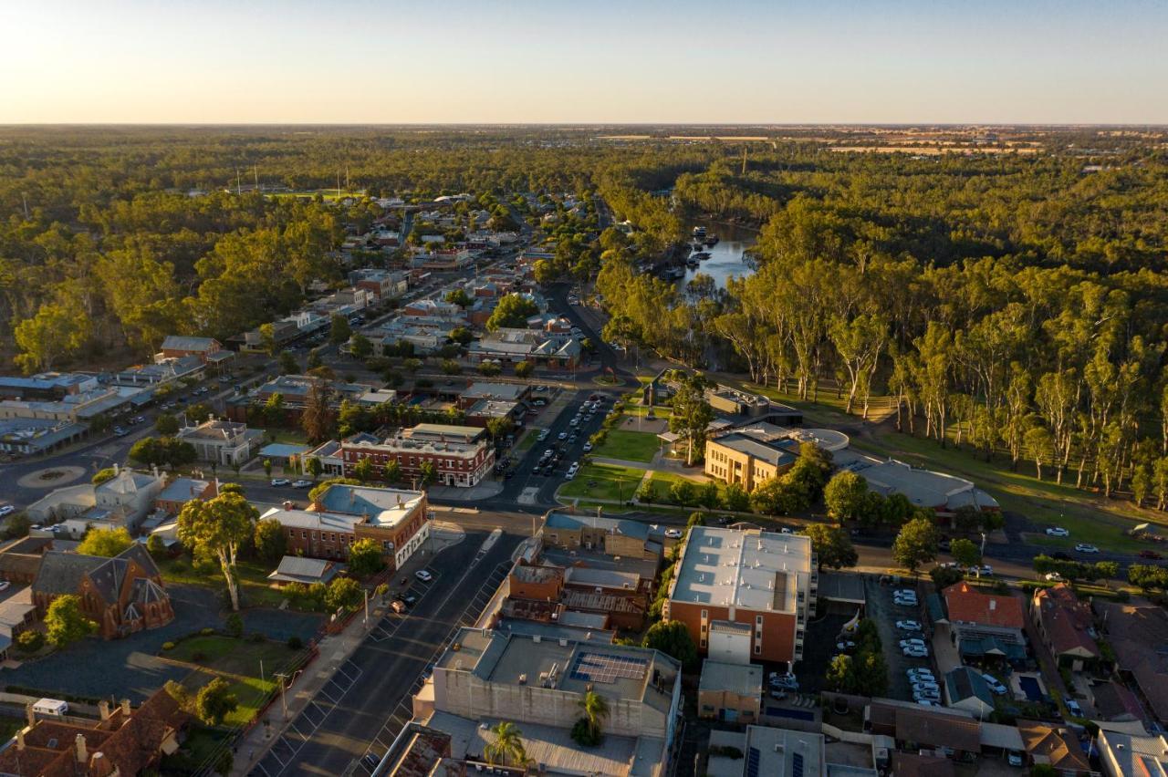 Quest Echuca Aparthotel Bagian luar foto